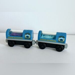 Thomas & Friends Wooden Railway Train Shark & Squid Light-Up Sodor Aquarium Cars